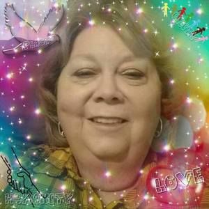 Meet your Posher, Debra